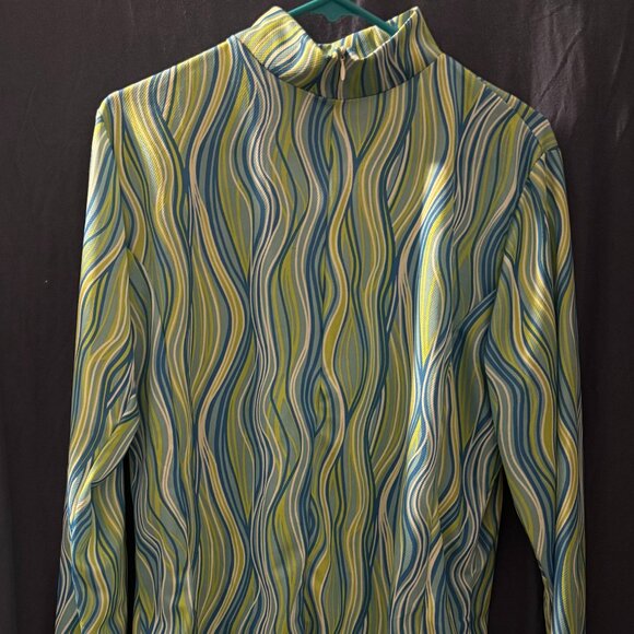 Performance Bikes Riding Jersey Tee - Picture 1 of 3